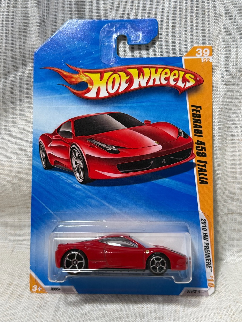 Hot Wheels 2010 HW Premiere Ferrari 458 Italia Red 039/214 R0954 NISP